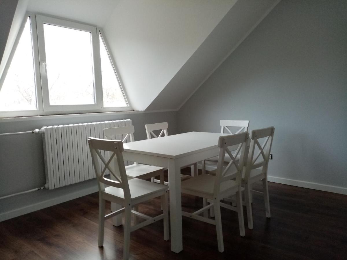 Sara Apartman Paradfuerdo エクステリア 写真